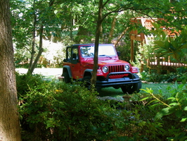 Jeep-in-the-backyard.JPG